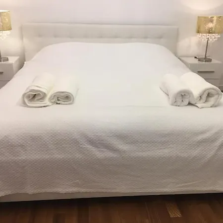 Apartment Luxury Princessa & Garage & Cable Tv Channels *